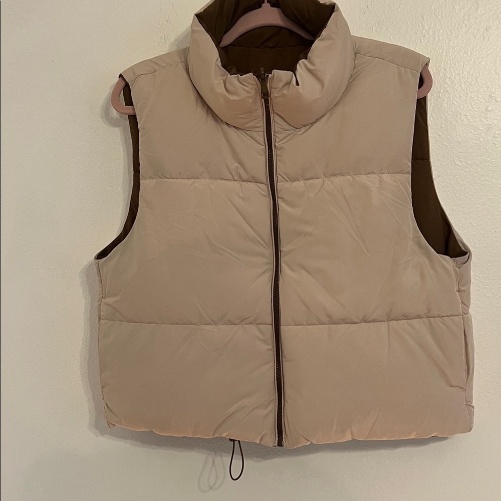 NWOT Love Tree Size M Quilted Brown/Beige Reversible Funnel Neck Puffer Vest - Picture 6 of 9
